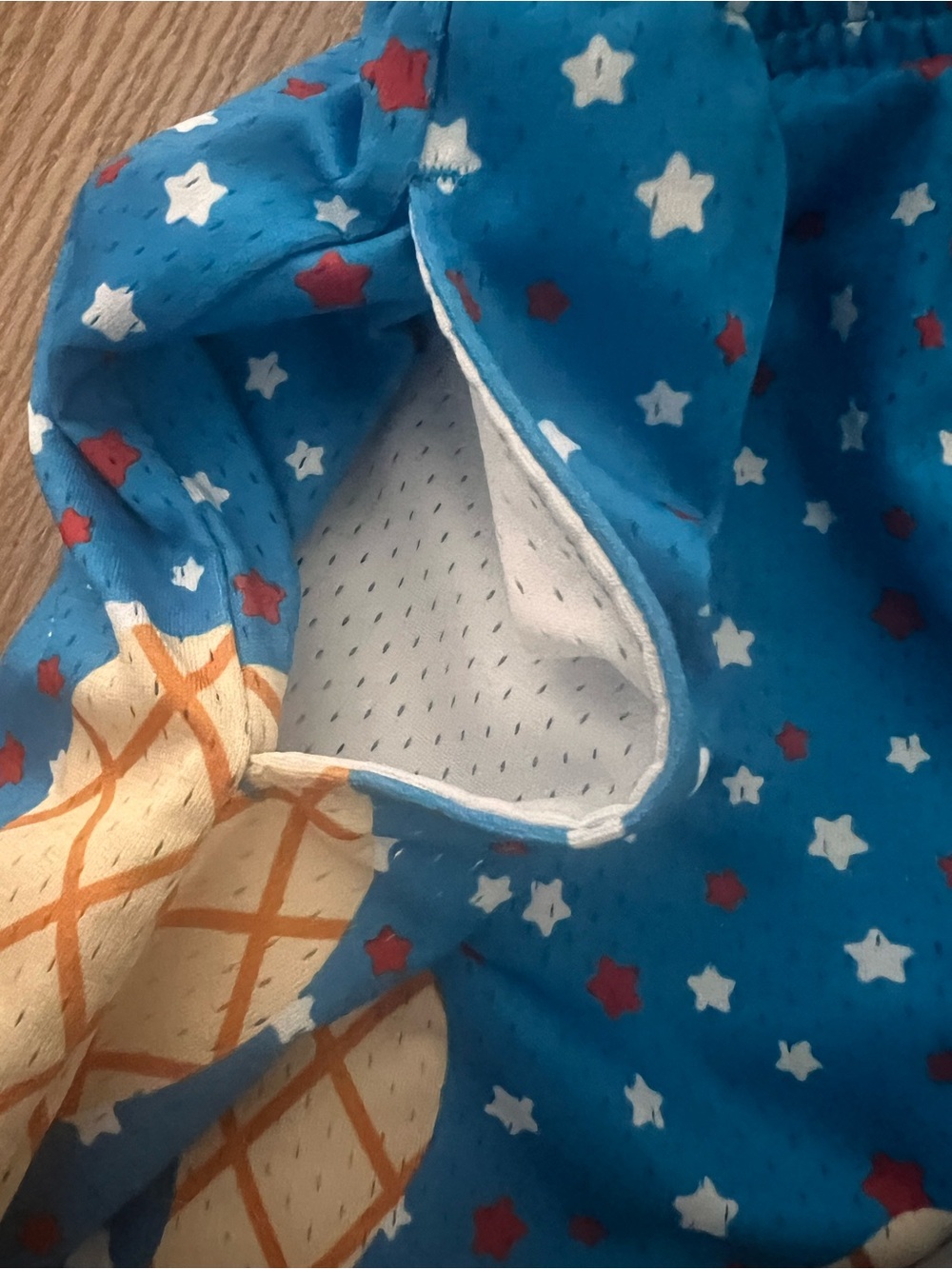 Baseball Lifestyle 101 youth shorts - ice cream with stars - Picture 4 of 6